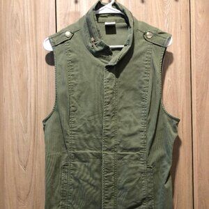 CaBi UtilityExplorer Vest Khaki Green Women's Sz M w/ Gold Button Epaulets